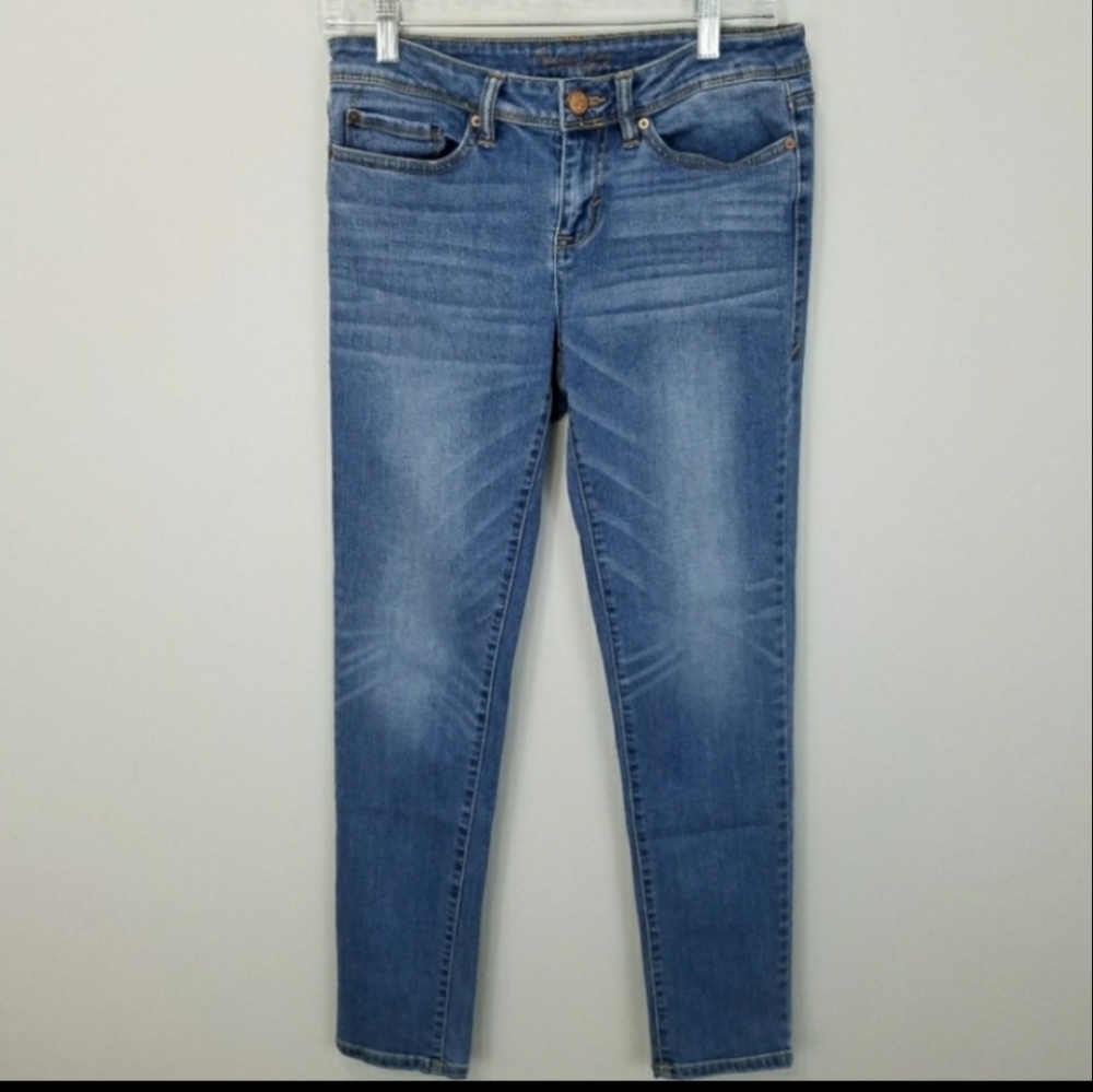 American Rag mid rise skinny jean